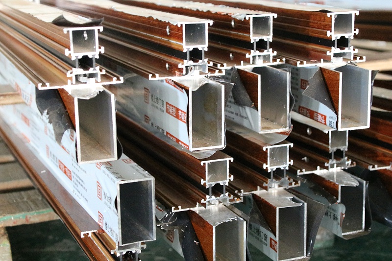 樓上樓門(mén)窗-高端門(mén)窗定制廠(chǎng)家