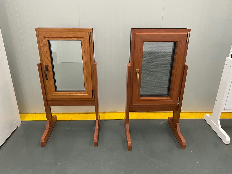 健康鋁木門窗流行的原因是什么？裝在室內(nèi)好看嗎？需注意什么問題？