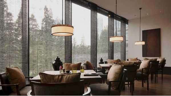 太驚艷！這些顏值與實(shí)力并存的樓上樓鋁木門窗，真讓人心動！