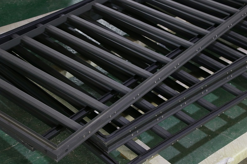 iphone12不再隨機(jī)附贈(zèng)充電器和耳機(jī)？樓上樓高端門窗質(zhì)量不減配