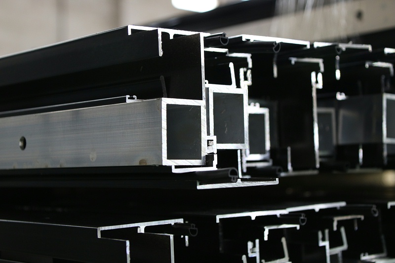 日子過久了才發(fā)現(xiàn)，家里使用樓上樓節(jié)能系統(tǒng)門窗很有必要！