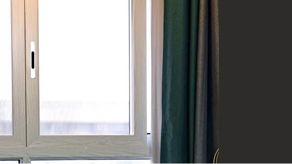 佛山哪里有做高端鋁木系統(tǒng)門窗的門窗廠家？