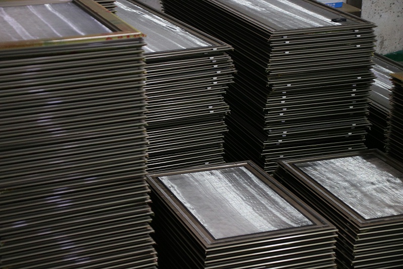 高檔鋁合金門窗的定制設(shè)計，原來大有講究！【樓上樓門窗】