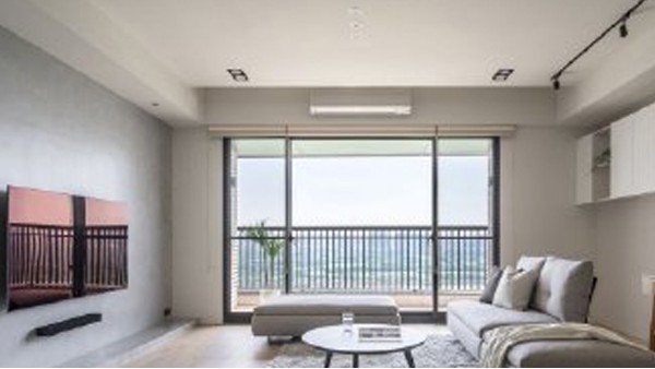 又一批高端樓盤(pán)工程鋁合金門(mén)窗制作完成，員工們又開(kāi)始裝了！